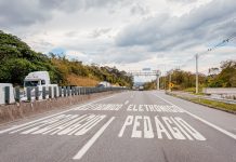 Usuários já pagam pedágio em pórticos na Mogi-Dutra, Mogi-Bertioga e Rio-Santos Usuários já pagam pedágio em pórticos na Mogi-Dutra, Mogi-Bertioga e Rio-Santos