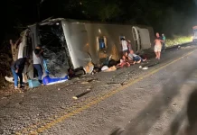 Excesso de velocidade de ônibus pode ter causado tragédia com 17 mortes na BR-423/PE Excesso de velocidade de ônibus pode ter causado tragédia com 17 mortes na BR-423/PE
