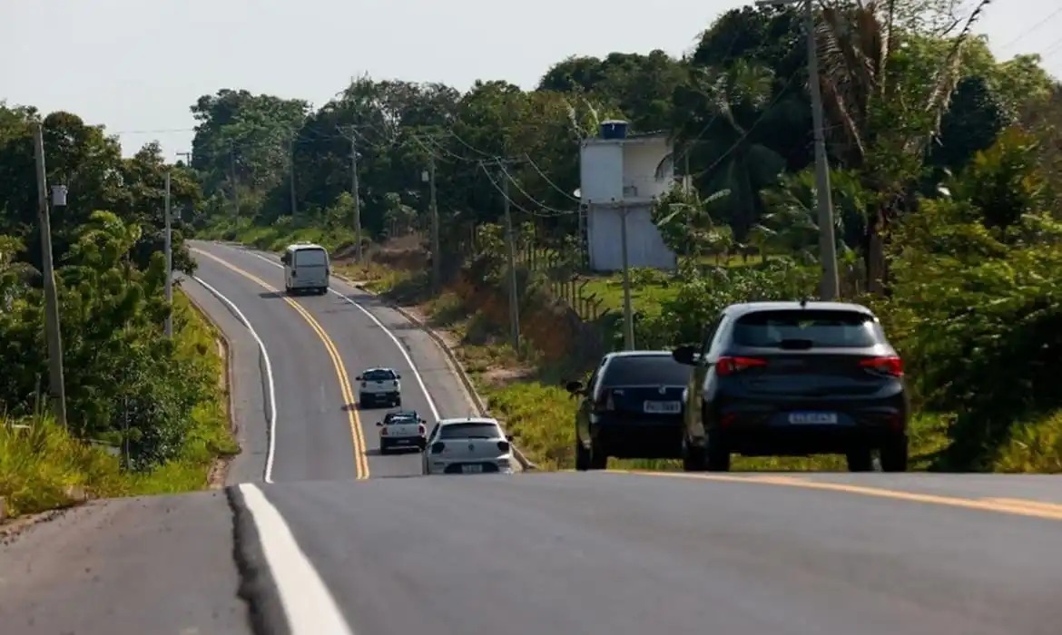 Primeira etapa da modernização da AM-010 entrega 142 km reconstruídos entre Rio Preto da Eva e Itacoatiara