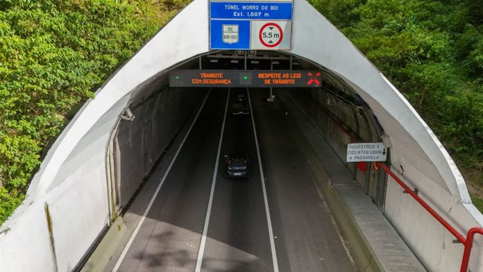 BR-101/SC terá bloqueio total no túnel do Morro do Boi, nesta terça (4)