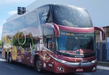 Ônibus do acidente na BR-153/GO, que matou 2 motoristas, tem 11 multas por excesso de velocidade Ônibus do acidente na BR-153/GO, que matou 2 motoristas, tem 11 multas por excesso de velocidade