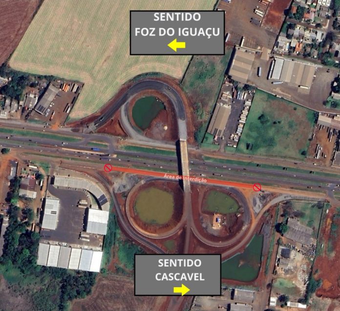 Marginal da BR-277/PR está interditada para obras, em Foz do Iguaçu