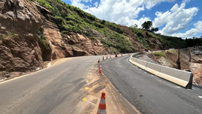 BR-470/RS tem restrição de tráfego para caminhões, no trecho da Serra das Antas BR-470/RS tem restrição de tráfego para caminhões, no trecho da Serra das Antas