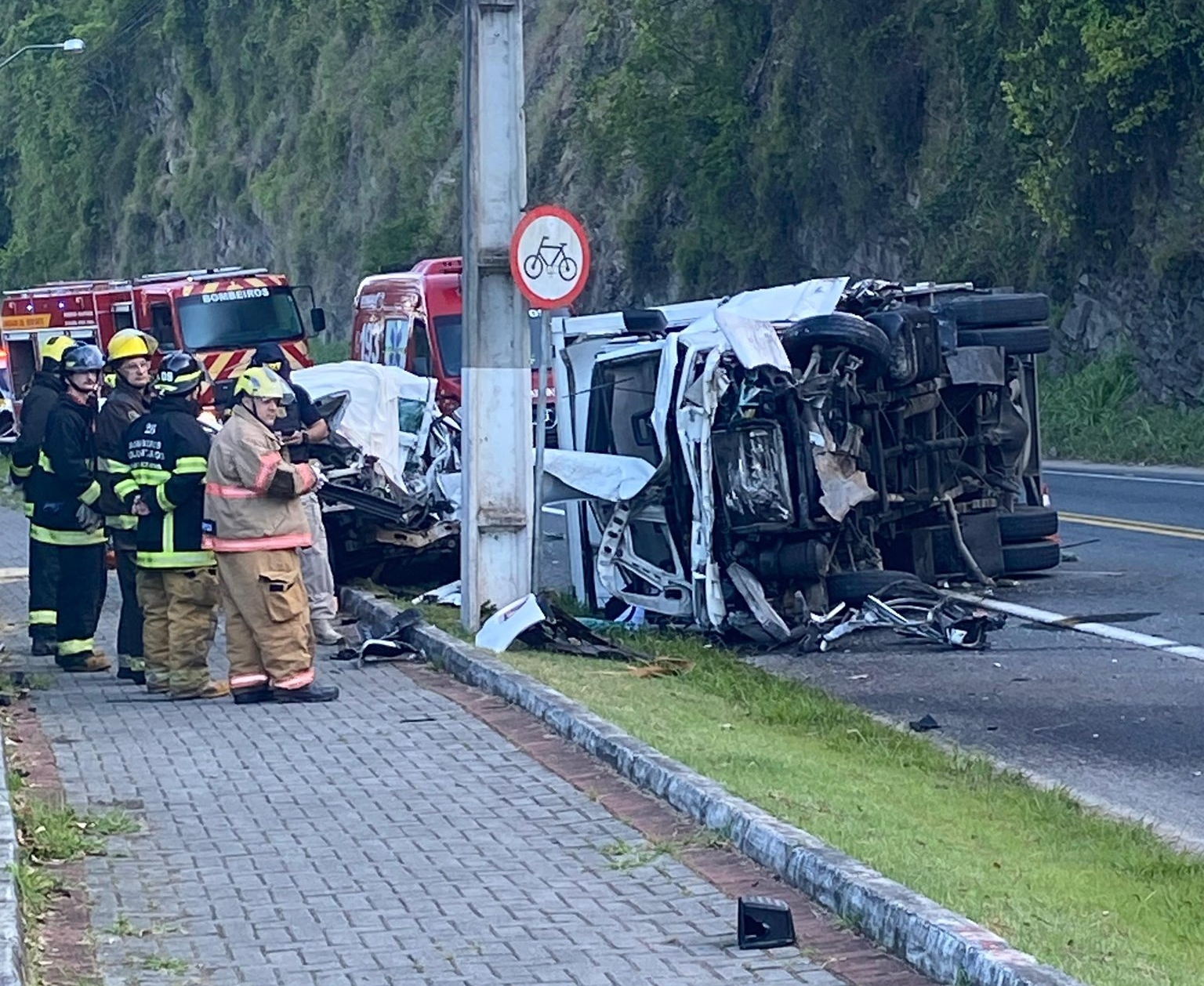 Três pessoas morrem em acidente na BR-470/SC, em Apiúna