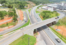 Viaduto Segalas é liberado ao tráfego na BR-470/SC, em Gaspar Viaduto Segalas é liberado ao tráfego na BR-470/SC, em Gaspar