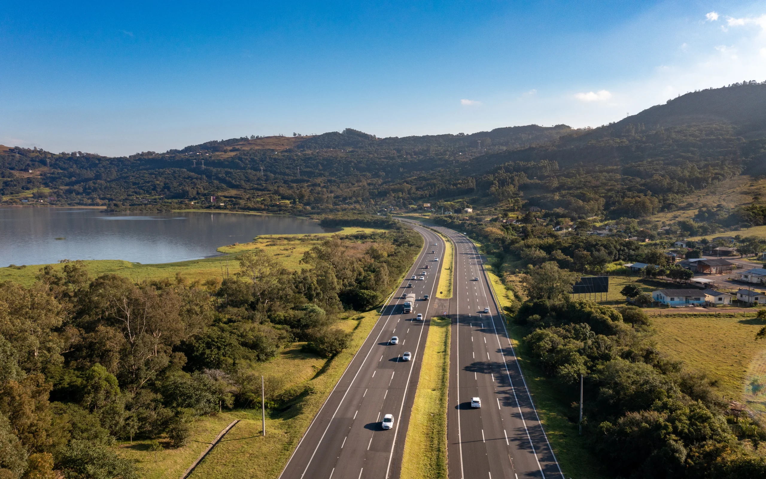 Mais de 2 milhões de veículos devem trafegar nas rodovias federais do RS, neste Réveillon
