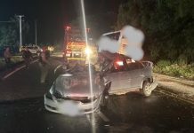 Colisão na PR-160 deixa motoristas feridos e carro partido ao meio, em Telêmaco Borba Colisão na PR-160 deixa motoristas feridos e carro partido ao meio, em Telêmaco Borba