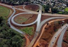 Liberado o tráfego na avenida que liga BR-469 a Perimetral Leste, no Paraná Liberado o tráfego na avenida que liga BR-469 a Perimetral Leste, no Paraná