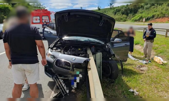 Criança de 5 anos morre em choque contra defensa na BR-376/PR, em Tibagi Criança de 5 anos morre em choque contra defensa na BR-376/PR, em Tibagi