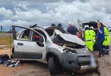 Idosos morrem em capotamento na BR-163/MT, entre Rondonópolis e Itiquira Idosos morrem em capotamento na BR-163/MT, entre Rondonópolis e Itiquira