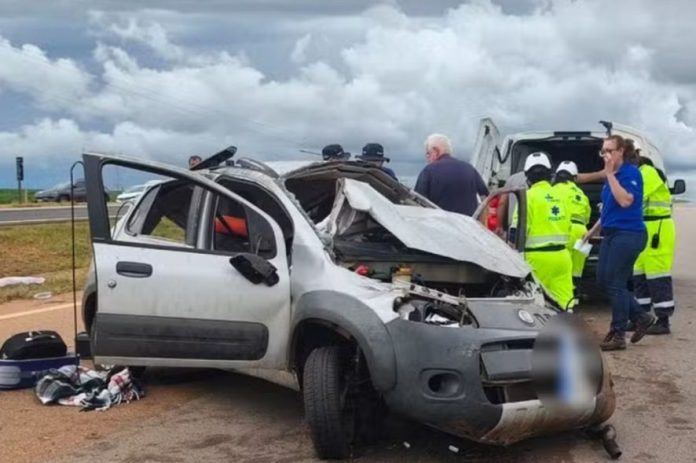 Idosos morrem em capotamento na BR-163/MT, entre Rondonópolis e Itiquira Idosos morrem em capotamento na BR-163/MT, entre Rondonópolis e Itiquira