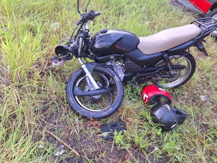 Acidente na SC-283 mata motoqueiro e deixa garupa ferido, em Concórdia Acidente na SC-283 mata motoqueiro e deixa garupa ferido, em Concórdia