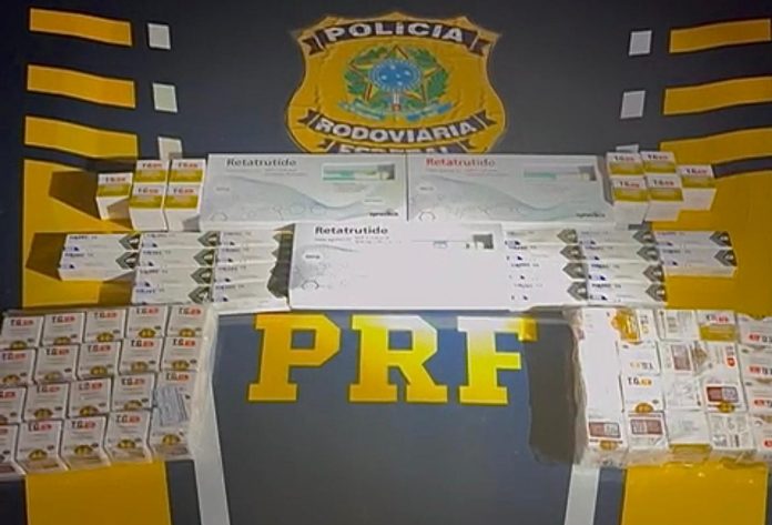 Medicamentos de origem paraguaia são apreendidos na BR-116/RJ, em São João de Meriti Medicamentos de origem paraguaia são apreendidos na BR-116/RJ, em São João de Meriti