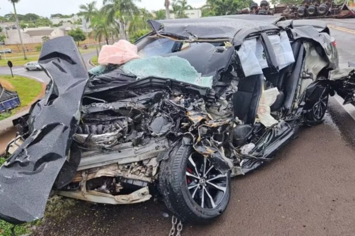 Morre 3ª vítima de acidente no qual rodas de caminhão se soltaram na SP-563 Morre 3ª vítima de acidente no qual rodas de caminhão se soltaram na SP-563