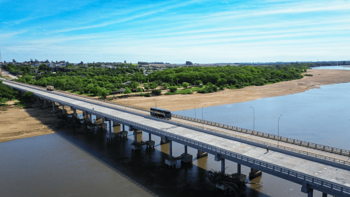 Finalizada a duplicação da ponte sobre o Rio Camaquã, na BR-116/RS, em Cristal Finalizada a duplicação da ponte sobre o Rio Camaquã, na BR-116/RS, em Cristal