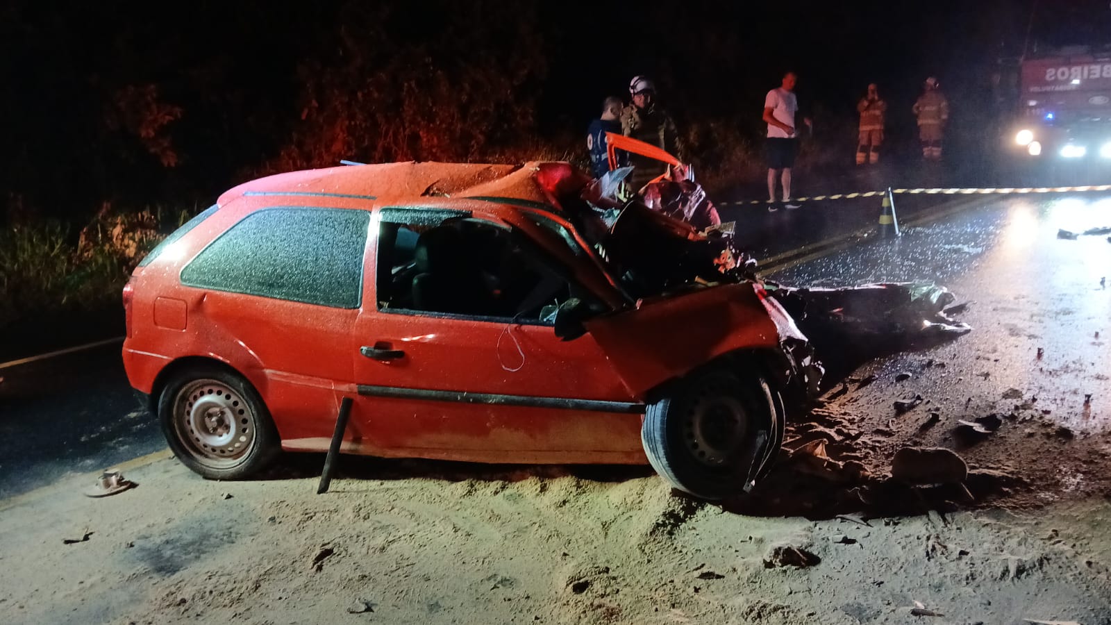 Acidente na BR-470/SC com carro e caminhão mata jovem, em Apiúna