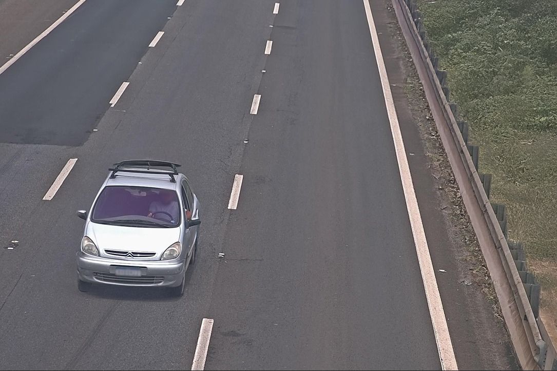 Câmeras inteligentes flagram mais de 18 mil infrações na SP-340 em apenas 1 ano