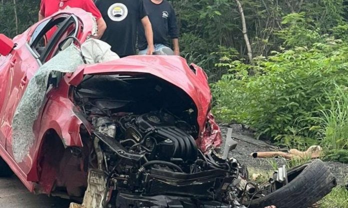 Ex-prefeito de Monte Azul (MG), Alexandre Augusto Fernandes de Oliveira, morre em acidente na rodovia MGC-122, em Janaúba (MG). Ex-prefeito de Monte Azul (MG), Alexandre Augusto Fernandes de Oliveira, morre em acidente na rodovia MGC-122, em Janaúba (MG).