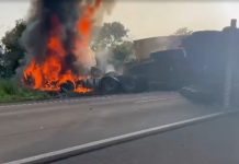 Caminhoneiros ficam gravemente feridos em colisão frontal na BR-262, no MS Caminhoneiros ficam gravemente feridos em colisão frontal na BR-262, no MS