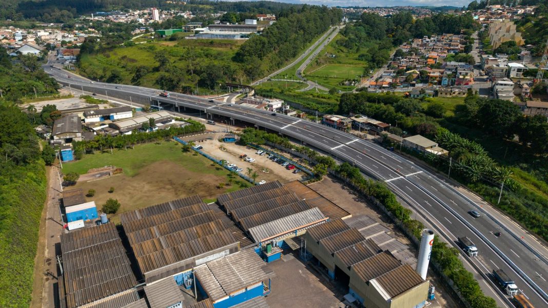 Obra de Arte Especial é liberada ao tráfego na Raposo Tavares, em Mairinque (SP)