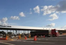 Usuários das BRs 153 e 262, em MG e GO, já pagam pedágios com até 140% de aumento Usuários das BRs 153 e 262, em MG e GO, já pagam pedágios com até 140% de aumento