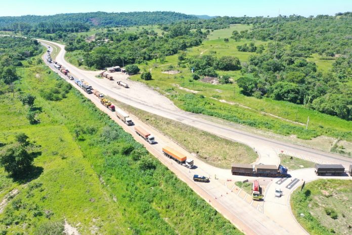 Obras na Serra de São Vicente na BR-364/MT alteram o tráfego, nesta quarta (17) Obras na Serra de São Vicente na BR-364/MT alteram o tráfego, nesta quarta (17)