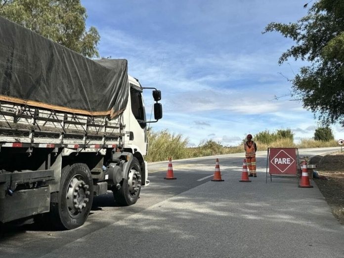 Concessionária mineira realiza serviços preventivos na BR-146/MG, em Guaxupé
