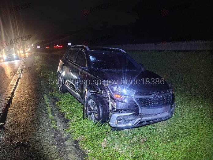 Pedestre morre atropelado na Rodovia dos Imigrantes, em São Bernardo do Campo (SP) Pedestre morre atropelado na Rodovia dos Imigrantes, em São Bernardo do Campo (SP)