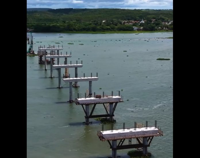 VÍDEO: Construção da ponte na BR-349/AL/SE, entre Penedo e Neópolis chega a 50%