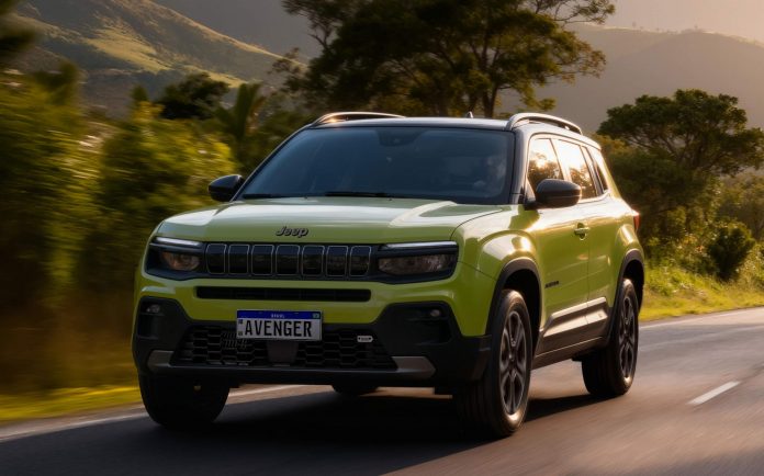Novo Jeep Avenger chega ao mercado com robustez, legado e tecnologia