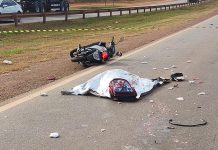 VÍDEO: Motoqueira morre e criança fica ferida em acidente na BR-364/MT, em Rondonópolis VÍDEO: Motoqueira morre e criança fica ferida em acidente na BR-364/MT, em Rondonópolis