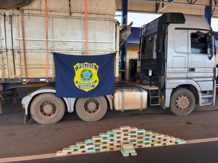 Caminhoneiro é preso na BR-070, em Barra do Garças (MT), por tráfico de droga