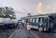 Caminhoneiro morre em acidente na BR-101/BA, em Nova Viçosa Caminhoneiro morre em acidente na BR-101/BA, em Nova Viçosa