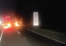 VÍDEO: Cegonha pega fogo na Régis Bittencourt (BR-116/SP), em Cajati VÍDEO: Cegonha pega fogo na Régis Bittencourt (BR-116/SP), em Cajati