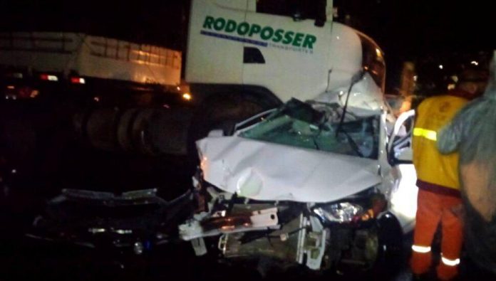 Após 3 anos, caminhoneiro e dono de transportadora irão depor sobre acidente na BR-376/PR, que matou professora e filho
