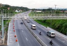 Pedágio sem cancela revolta motoristas no Brasil e governo estuda novas mudanças no sistema