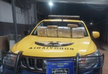 Passageira de ônibus é presa no entroncamento da MS-339 com BR-262, com 21,7 kg de drogas Passageira de ônibus é presa no entroncamento da MS-339 com BR-262, com 21,7 kg de drogas