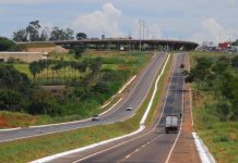 BR-153/GO terá interdição de pista, nesta terça-feira (2), para içamento de vigas BR-153/GO terá interdição de pista, nesta terça-feira (2), para içamento de vigas