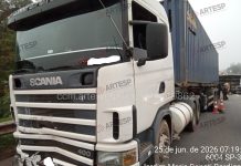 Garupa morre em acidente, entre carreta e motocicleta, na SP-340, em Mogi Mirim
