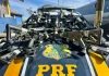 Caminhoneiro é preso na BR-277/PR com um arsenal de fuzis, pistolas e munições Caminhoneiro é preso na BR-277/PR com um arsenal de fuzis, pistolas e munições