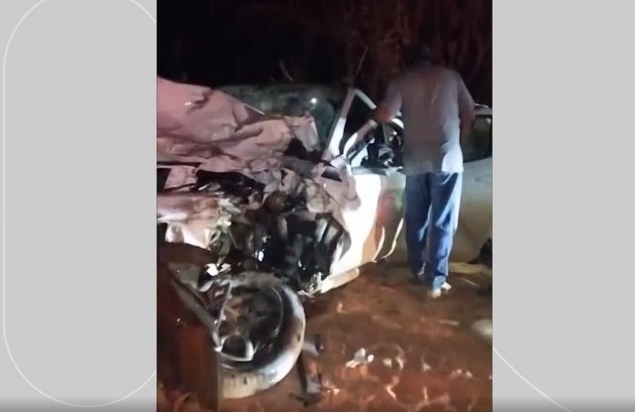 Três mulheres morrem em acidente na BR-367/MG, no Vale do Jequitinhonha Três mulheres morrem em acidente na BR-367/MG, no Vale do Jequitinhonha