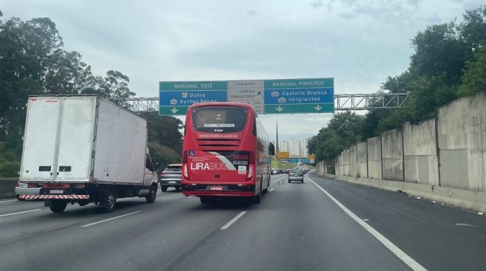 Férias de julho aumentam o tráfego de veículos nas rodovias e exigem atenção dos motoristas