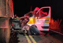 Van de acidente com 5 estudantes mortos na GO-518 também está irregular Van de acidente com 5 estudantes mortos na GO-518 também está irregular