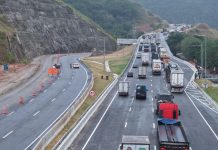Liberados ao tráfego 4 km da nova pista de subida da Serra das Araras, na Via Dutra