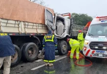 Colisão entre caminhões na BR-277 mata jovem de 26 anos em São José dos Pinhais Colisão entre caminhões na BR-277 mata jovem de 26 anos em São José dos Pinhais