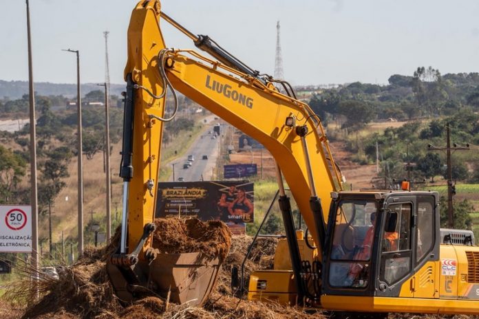 Depois de 2 anos em obras, duplicação da BR-080/DF ainda não tem data para ser finalizada