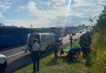 Acidente com ônibus e carros na Via Dutra deixa 10 feridos, em Caçapava (SP)