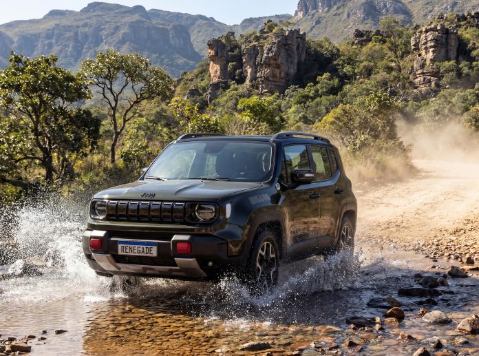 Novo Jeep Renegade MHEV é destaque em mês de crescimento de vendas