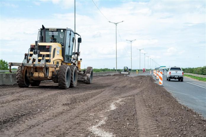 Obras em alça da BR-448 com a BR-386, no RS, alteram o tráfego, neste domingo (21) Obras em alça da BR-448 com a BR-386, no RS, alteram o tráfego, neste domingo (21)