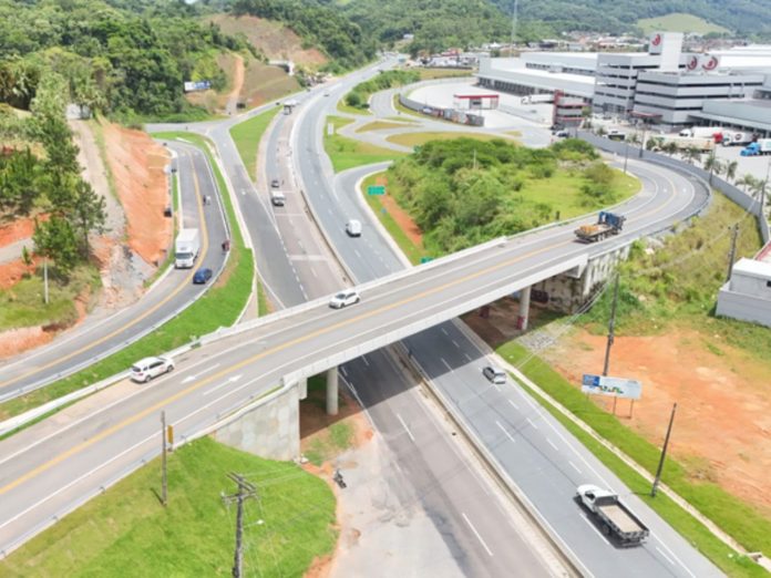 Liberado o tráfego em viaduto na BR-470/SC, em Gaspar, no Vale do Itajaí